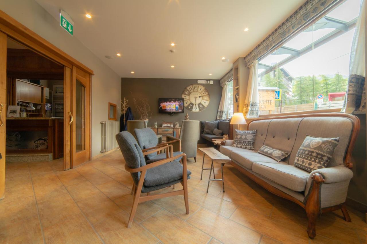 Hotel Astoria Breuil-Cervinia Zewnętrze zdjęcie